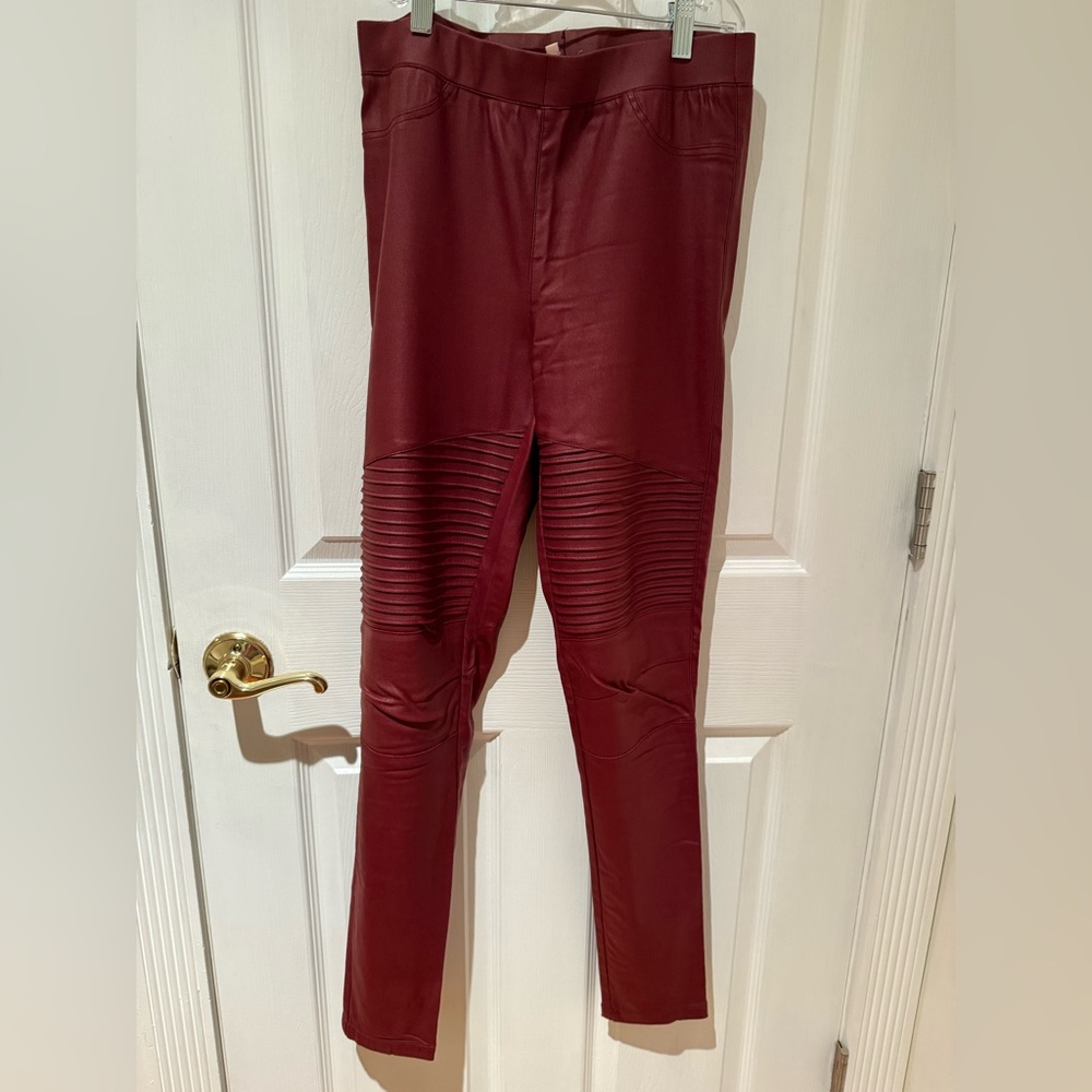 Faux leather maroon biker skinny pants/leggings size medium